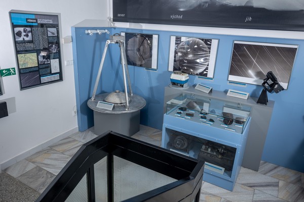 Expozice pozorování meteorů/Meteor observation exhibit